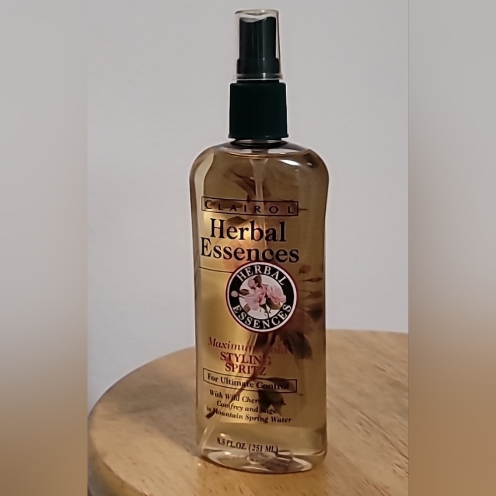 Clairol Herbal Essences Maximum Hold Styling Spritz